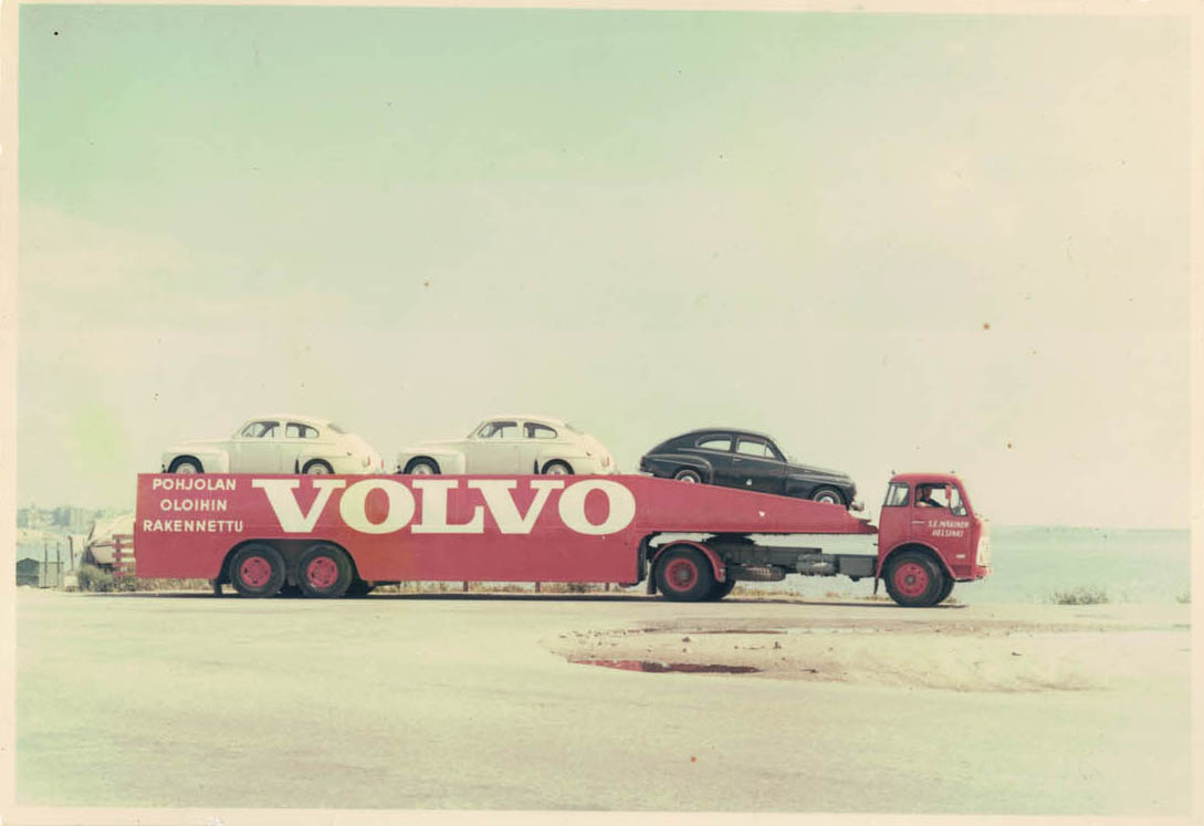 Autojenkuljetusyhdistelmä